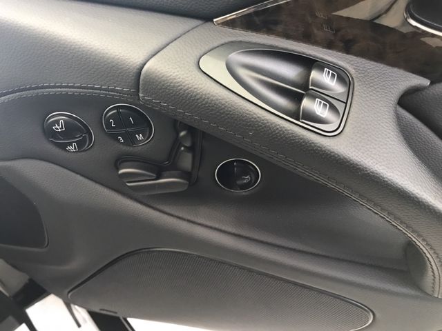 Mercedes Benz SL-CLASS 2008-01 1312-24