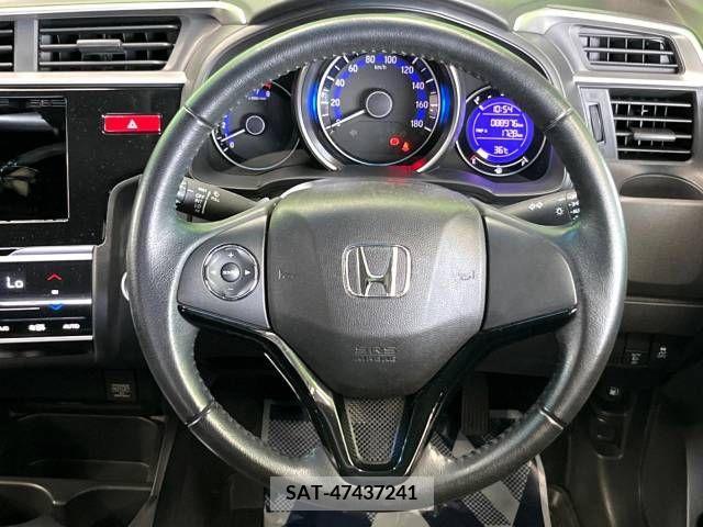 Honda FIT 2016-06 390829-9