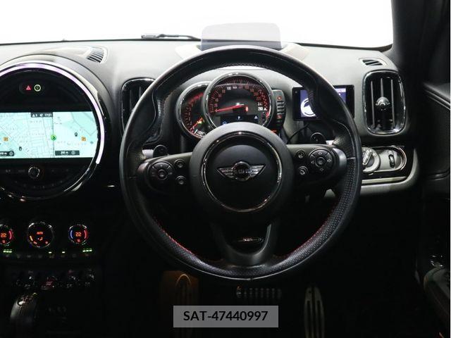 Bmw MINI 2017-08 213218-10