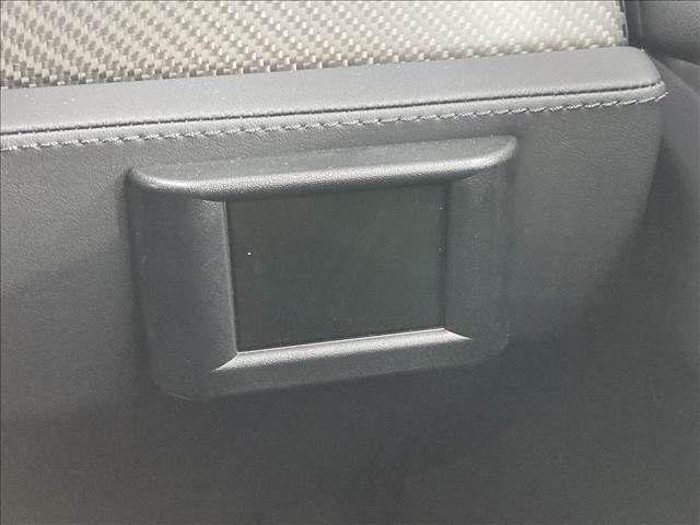Tesla MODEL X 2018-01 12217-7