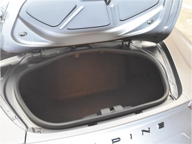 Renault ALPINE 2020-09 29121-28