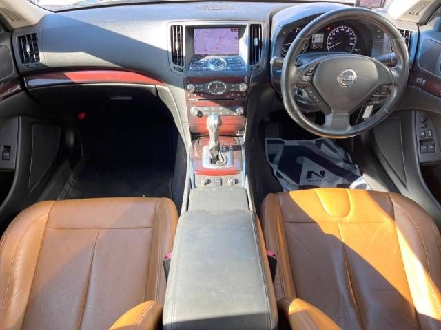 Nissan SKYLINE COUPE 2012-07 187971-1
