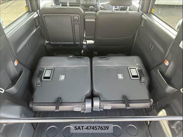 Toyota Pixis Mega 2021-01 310534-12