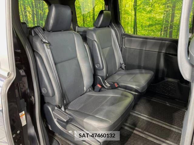 Toyota ESQUIRE 2020-04 229870-8