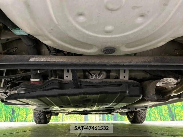 Toyota IQ 2010-10 256349-19