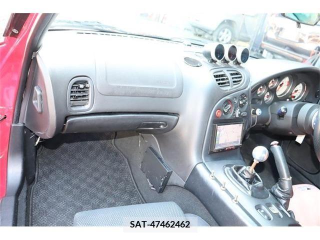 Mazda RX-7 2002-03 207572-11