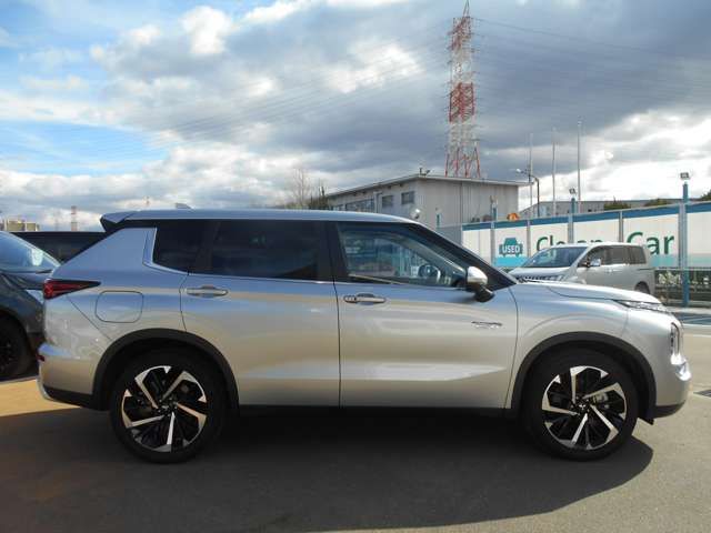 Mitsubishi OUTLANDER PHEV 2021-12 278-5