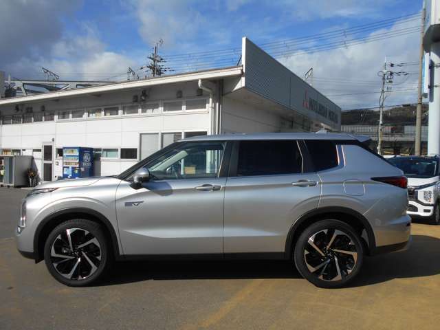 Mitsubishi OUTLANDER PHEV 2021-12 278-3