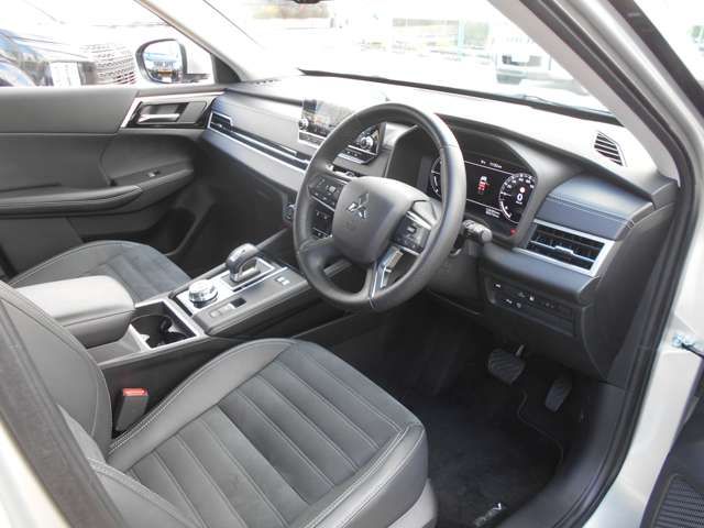 Mitsubishi OUTLANDER PHEV 2021-12 278-12