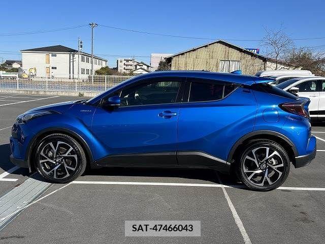 Toyota C-HR 2017-03 209890-13