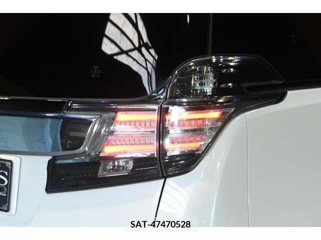Toyota VELLFIRE 2015-08 335004-11