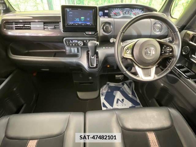 Honda N BOX CUSTOM 2019-04 373291-1