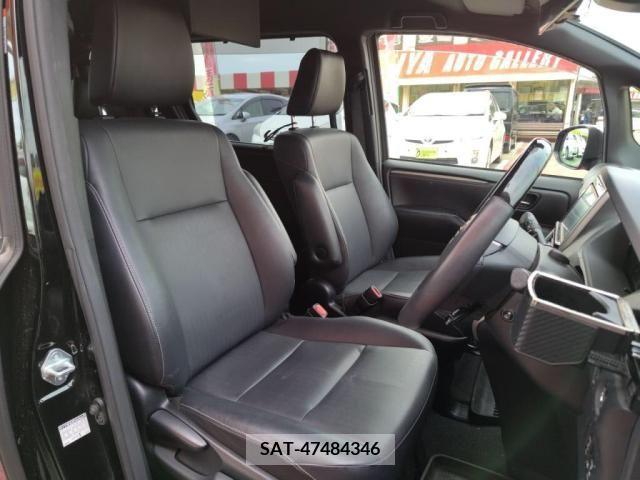 Toyota ESQUIRE 2016-10 268538-12
