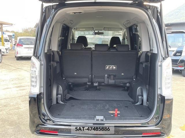 Honda STEP WGN 2015-02 210840-5