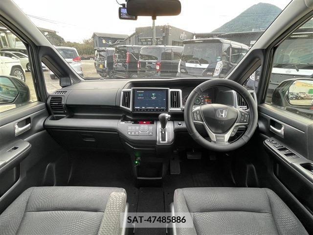 Honda STEP WGN 2015-02 210840-1