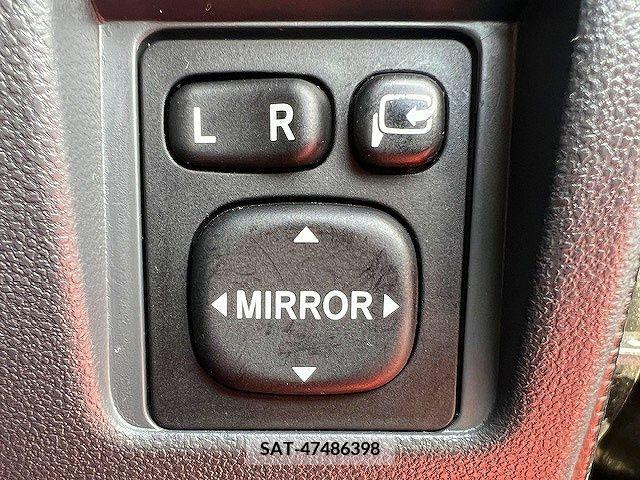 Toyota PIXIS VAN 2015-08 281465-5