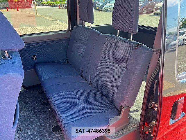 Toyota PIXIS VAN 2015-08 281465-18