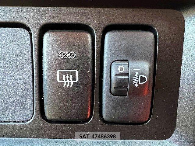 Toyota PIXIS VAN 2015-08 281465-15