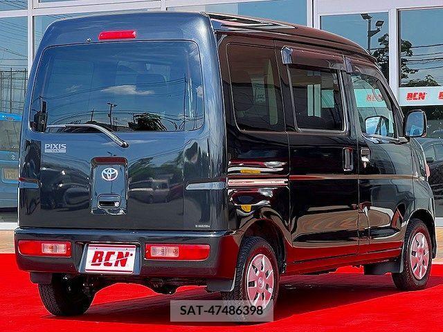 Toyota PIXIS VAN 2015-08 281465-2