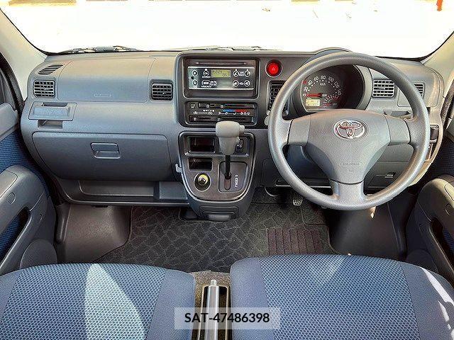 Toyota PIXIS VAN 2015-08 281465-1