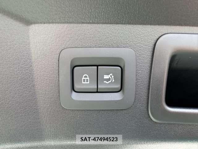 Mazda CX-60 2023-04 220738-11