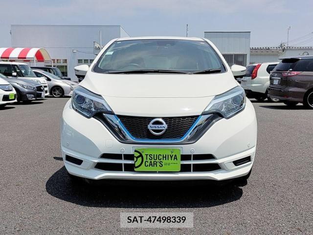 Nissan NOTE 2018-02 329143-8