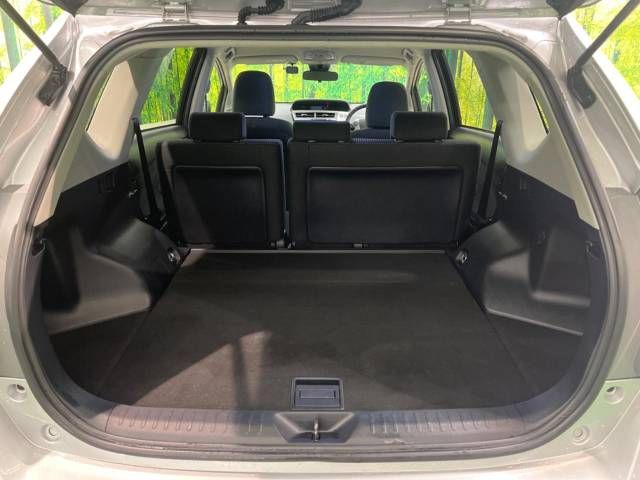 Toyota PRIUS ALPHA 2017-12 187302-10