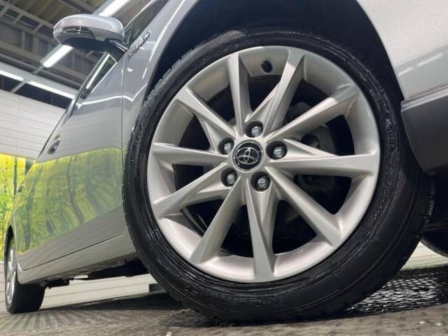 Toyota PRIUS ALPHA 2017-12 187302-13