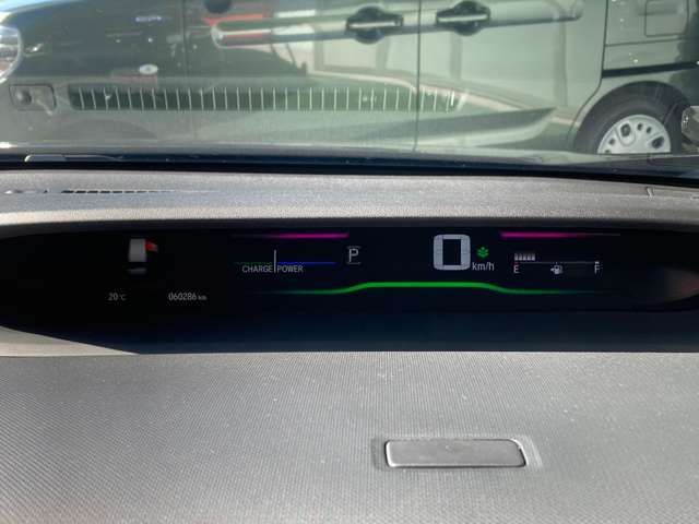 Honda e 2018-01 181496-9