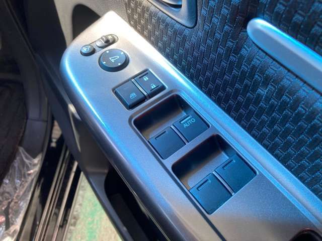 Honda e 2018-01 181496-18