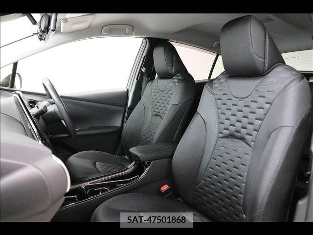 Toyota PRIUS PHV 2017-08 253353-16