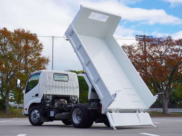 Hino DUTRO 2017-09 196066-14