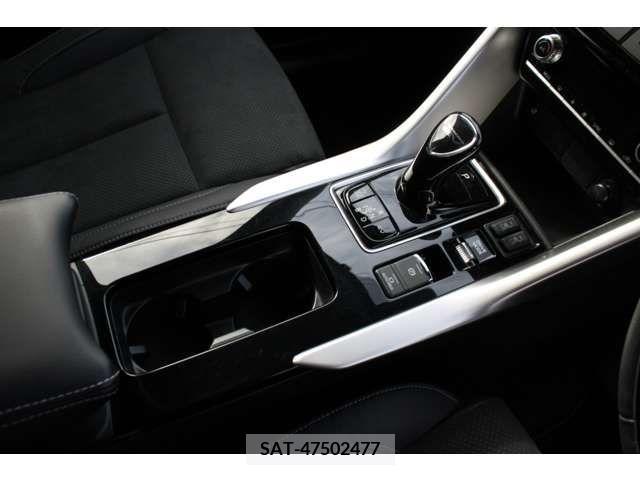 Mitsubishi ECLIPSE CROSS 2021-01 372407-5