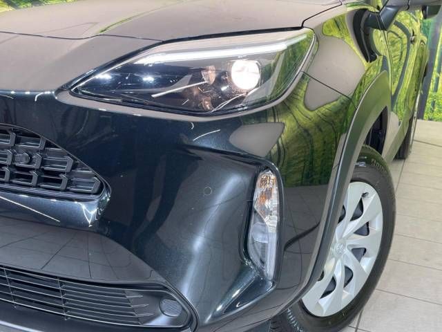Toyota YARIS CROSS 2023-03 182070-12