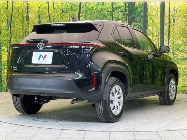 Toyota YARIS CROSS 2023-03 182070-17