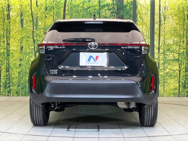 Toyota YARIS CROSS 2023-03 182070-15