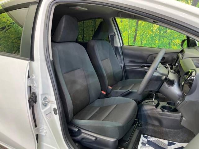 Toyota AQUA 2017-02 14672-8