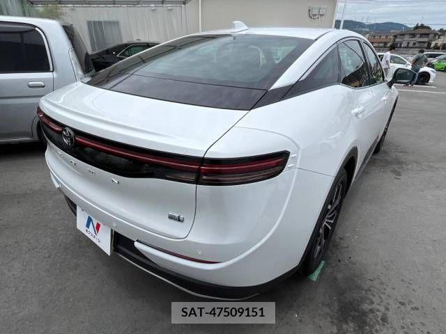 Toyota CROWN 2023-06 300657-15