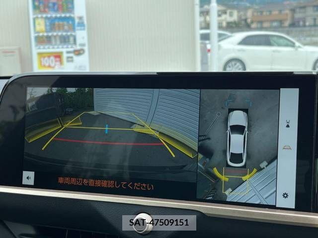 Toyota CROWN 2023-06 300657-1