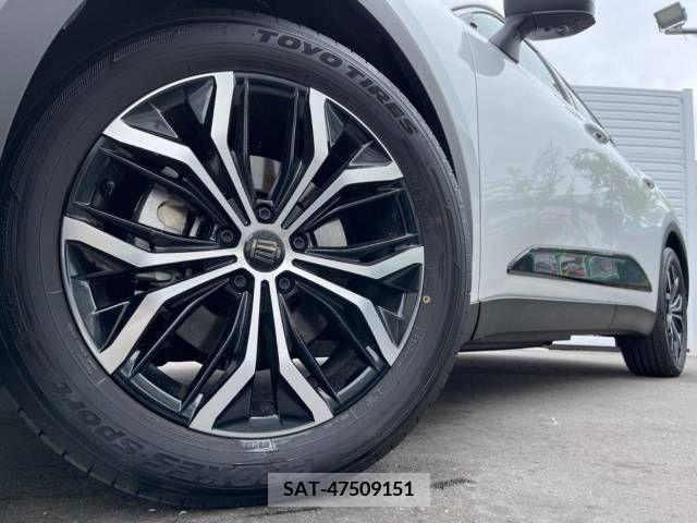 Toyota CROWN 2023-06 300657-11