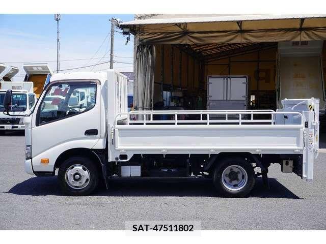 Hino DUTRO 2018-01 344248-2