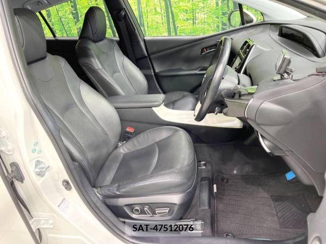 Toyota PRIUS 2016-08 281874-8