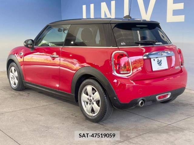 Bmw MINI 2019-04 319817-18