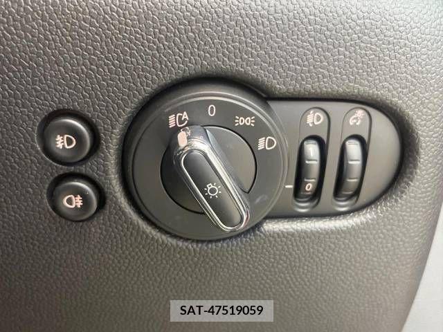 Bmw MINI 2019-04 319817-6
