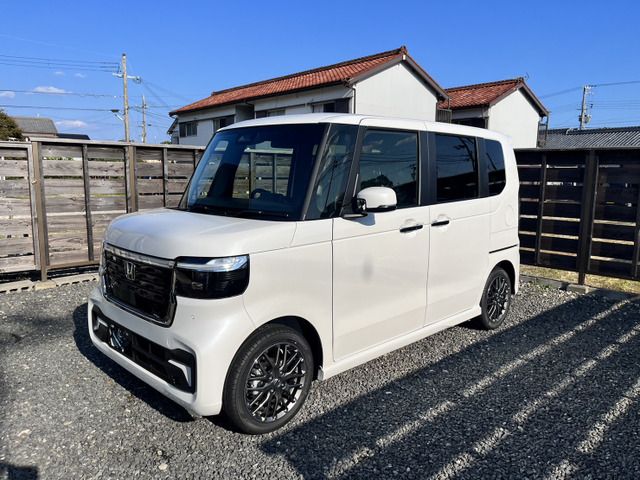 Honda N BOX CUSTOM 2023-01 9813-5