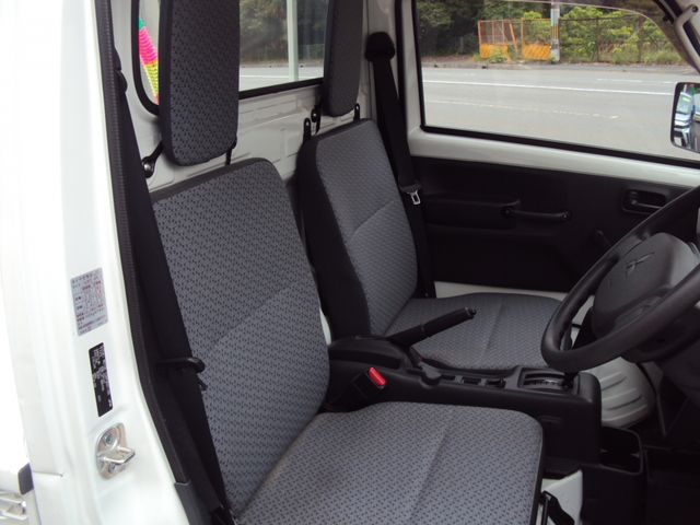 Mitsubishi MINICAB TRUCK 2017-12 2670-10