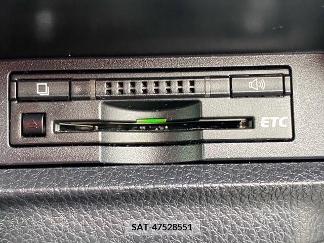 Toyota VOXY 2015-09 288942-11
