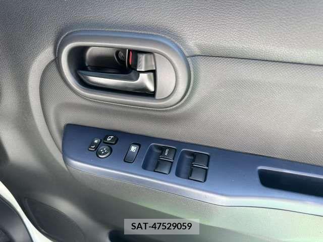 Suzuki ALTO 2022-09 355758-12