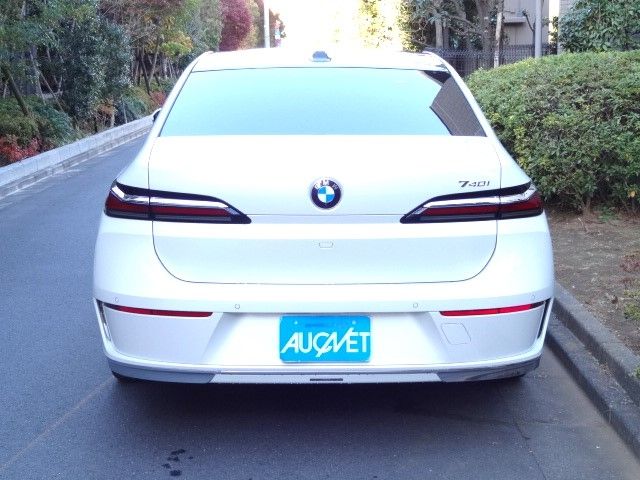 Bmw 7 SERIES 2023-03 188304-9