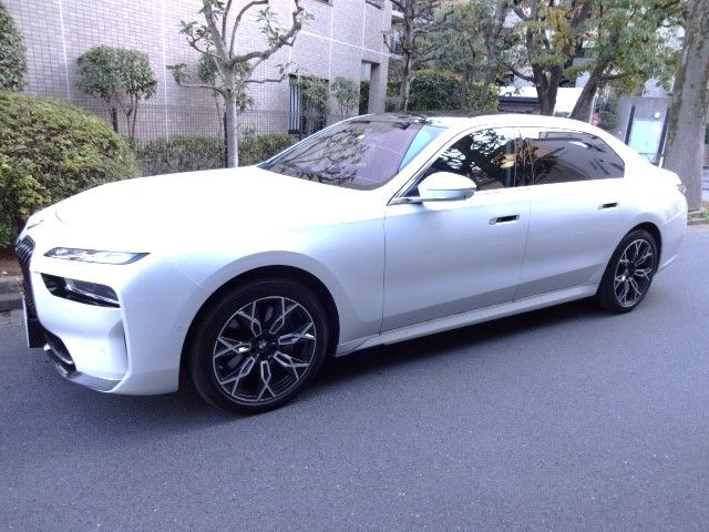 Bmw 7 SERIES 2023-03 188304-5